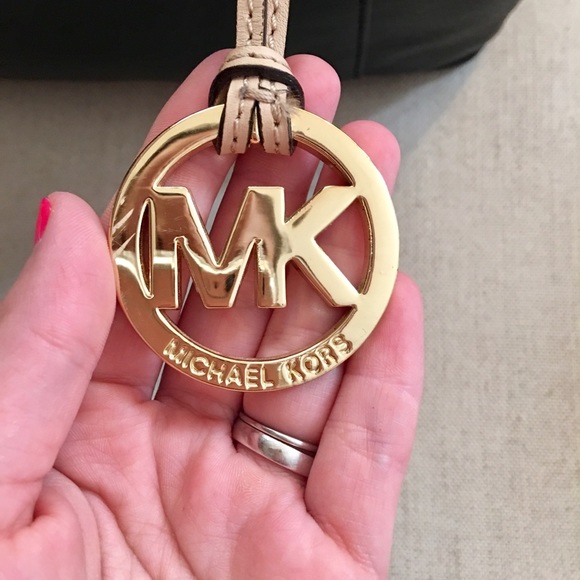 MICHAEL Michael Kors Jet Set East to West Tote - Picture 3 of 8